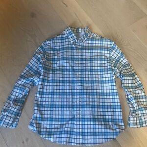 Men’s Izod dress shirt